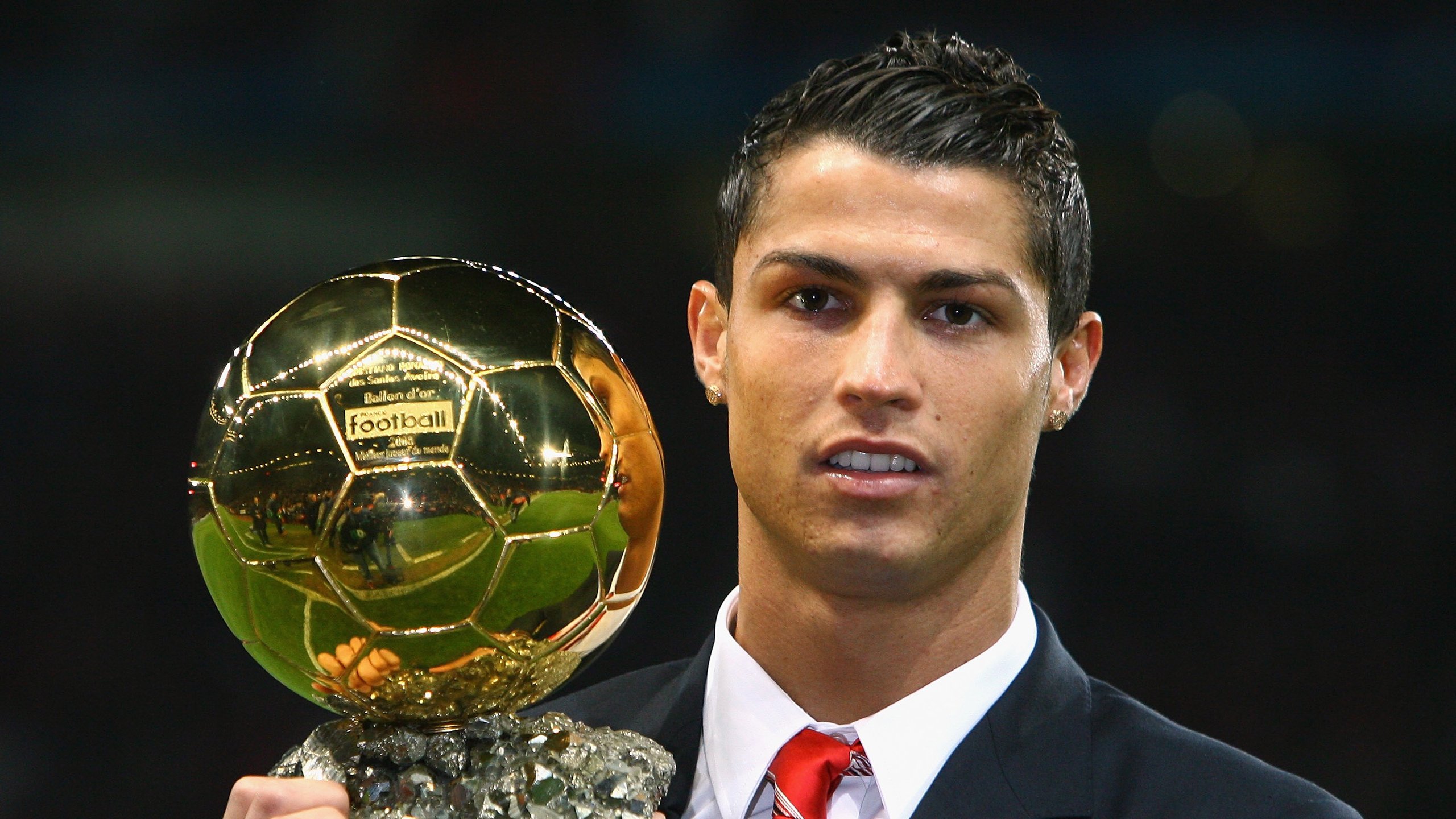 2026年世界极限高台跳水锦标赛 27米男子项目成功率不足五成